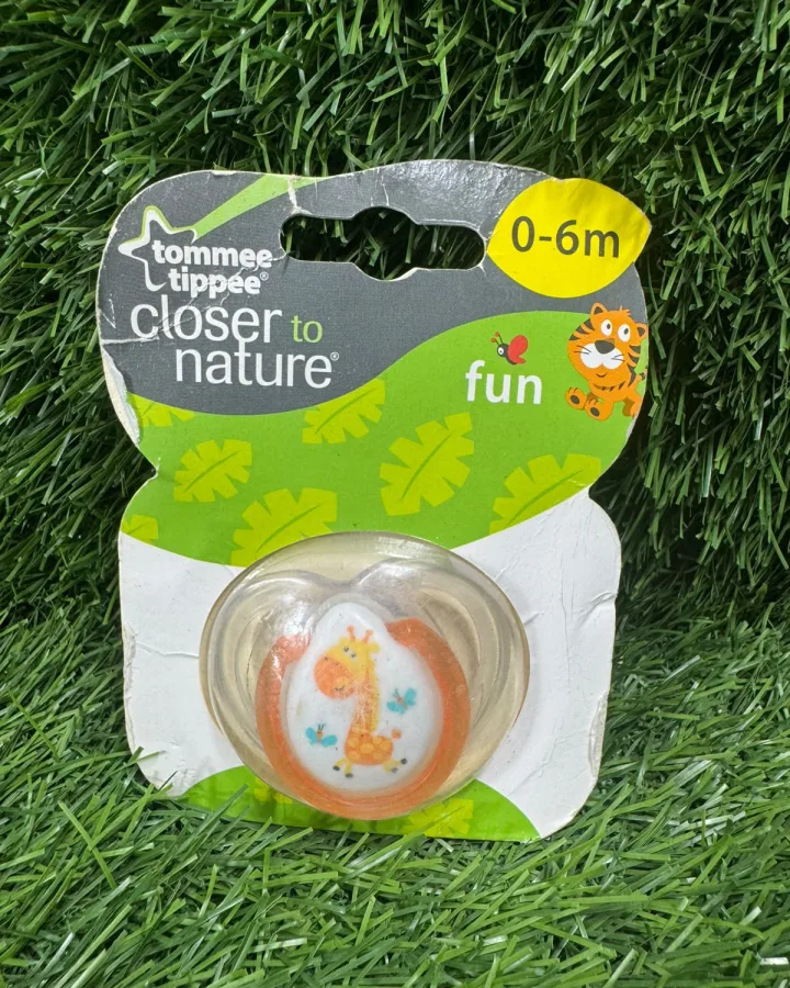 Tommee Tippee Baby Soother 0–6 Months – Newborn Pacifier