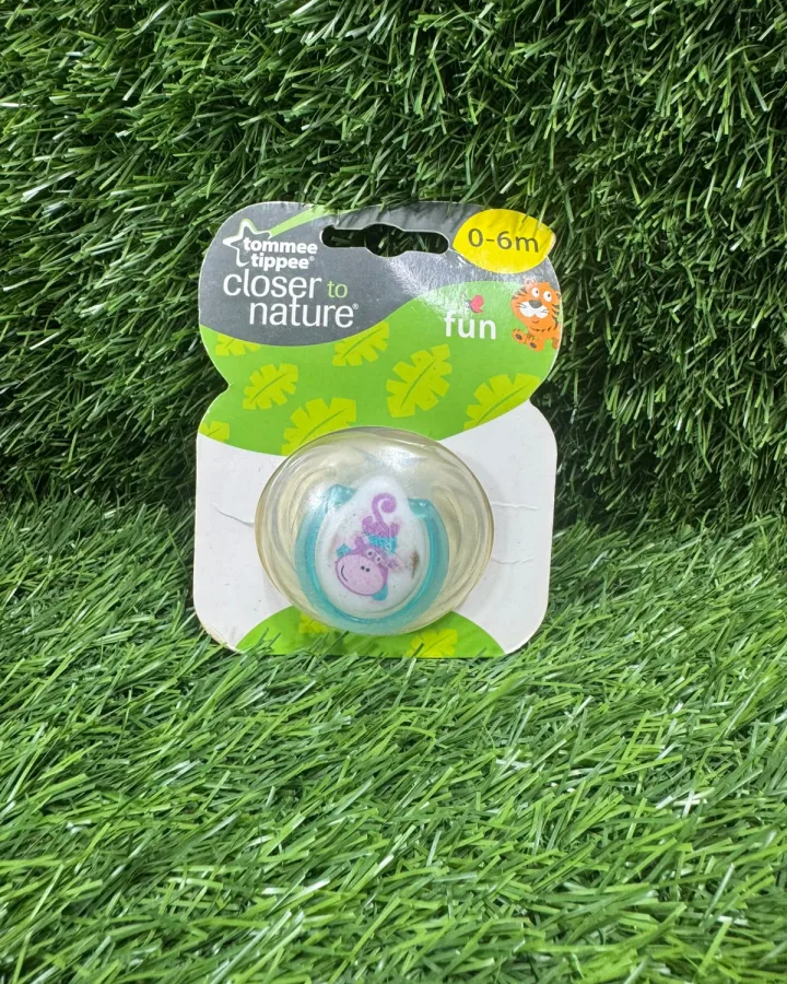 Tommee Tippee Baby Soother / Dummy 0–6 Months