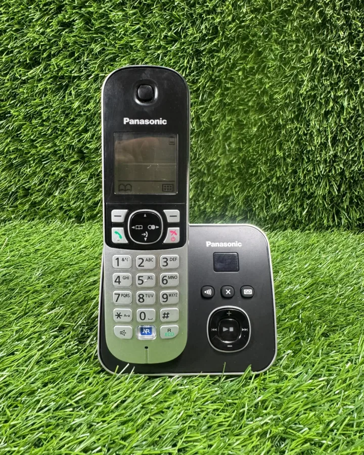 Panasonic KX-TG6821 Cordless Telephone With Answering Machine