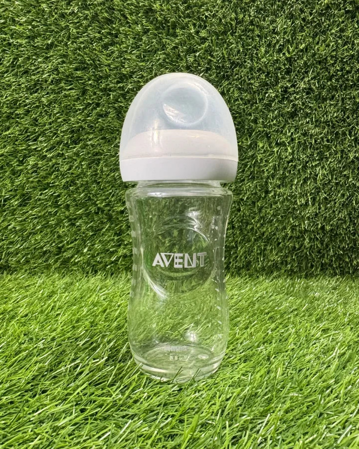 Philips Avent Natural Glass Baby Bottle 240ml SCF673/13