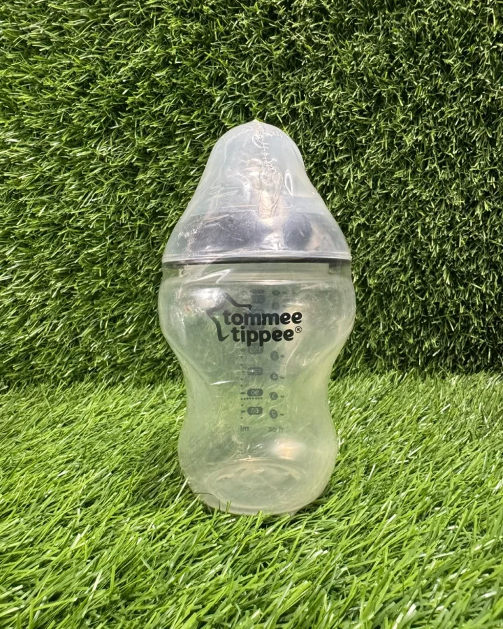 Tommee Tippee Closer To Nature Pure Glass Baby Bottle 250ml 3M+