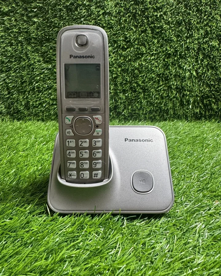 Panasonic KX-TG6811E Cordless Phone – Silver