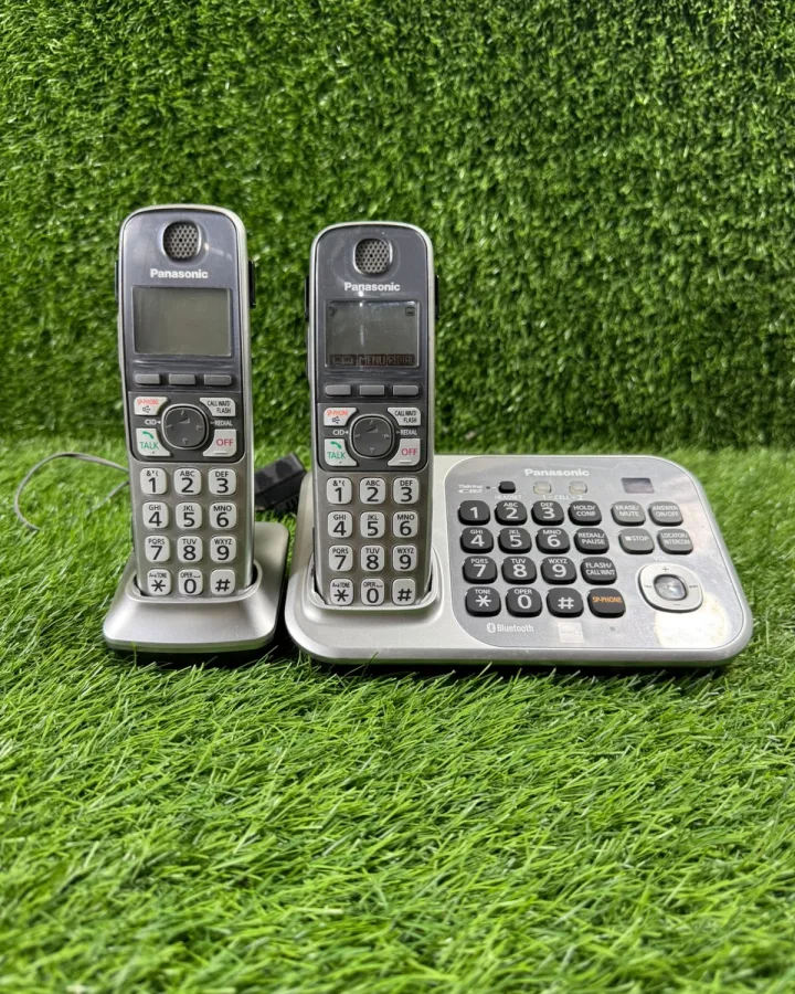 Panasonic Link2Cell Duo Cordless Phone Set With Bluetooth, Answering Machine & Intercom – Silver